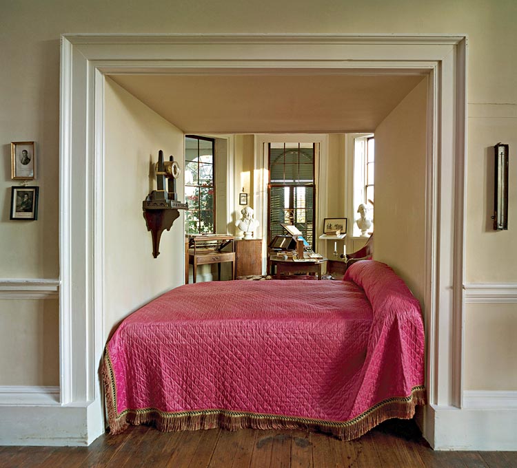 Bed in Wall